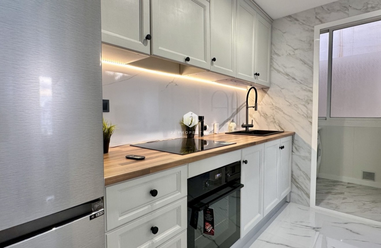 Aus zweiter Hand - Wohnung -
Orihuela Costa - Costa Blanca