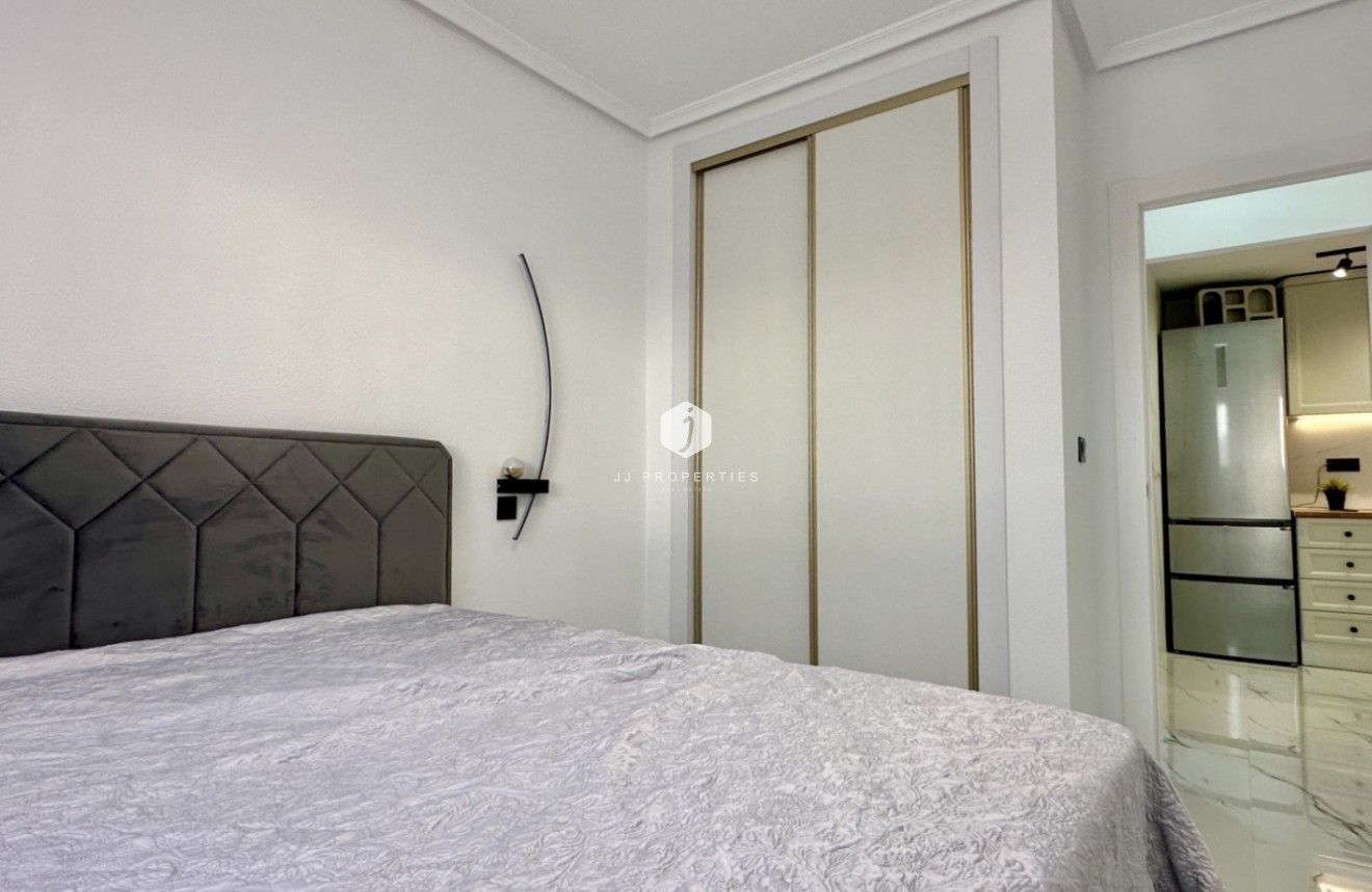 Aus zweiter Hand - Wohnung -
Orihuela Costa - Costa Blanca