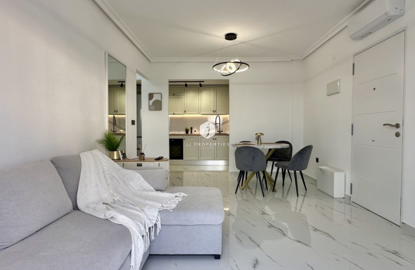 Aus zweiter Hand - Wohnung -
Orihuela Costa - Costa Blanca