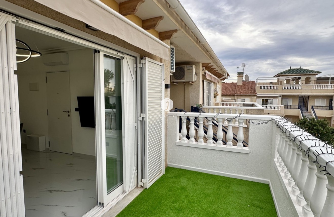 Aus zweiter Hand - Wohnung -
Orihuela Costa - Costa Blanca