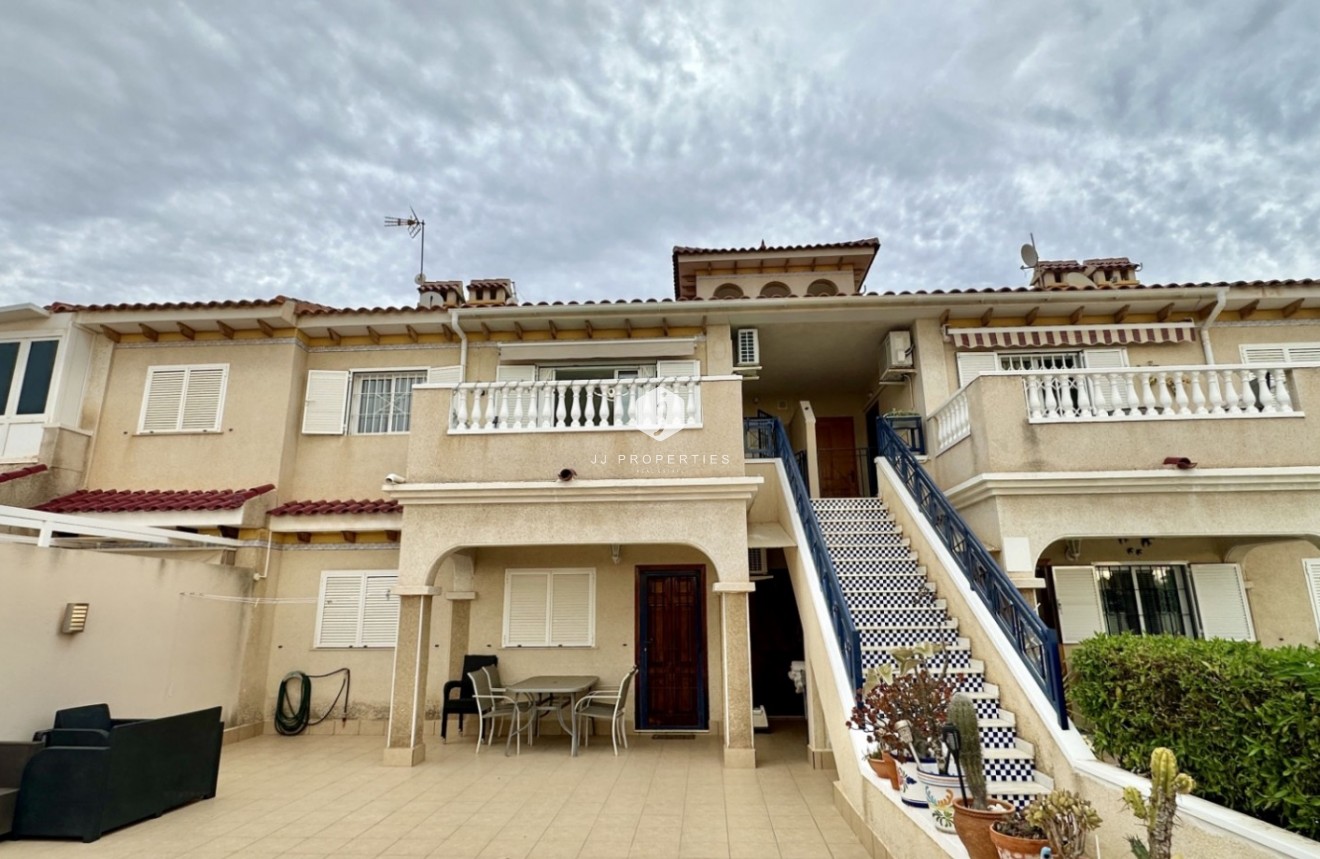 Aus zweiter Hand - Wohnung -
Orihuela Costa - Costa Blanca