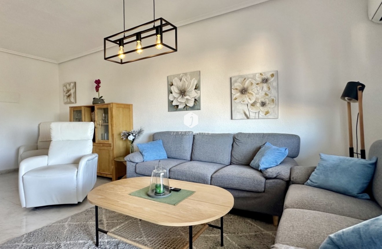 Aus zweiter Hand - Wohnung -
Orihuela Costa - Costa Blanca