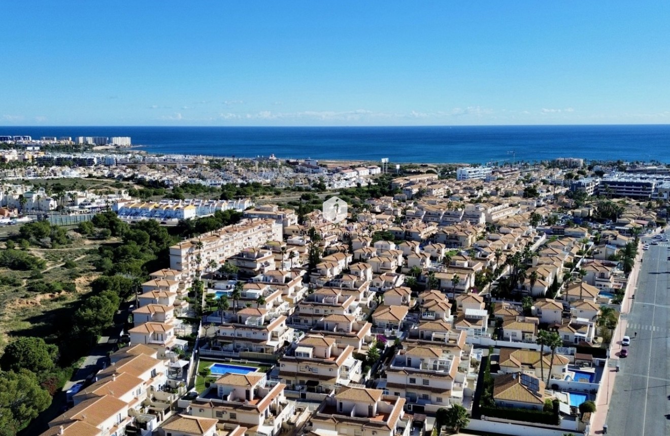 Aus zweiter Hand - Wohnung -
Orihuela Costa - Costa Blanca