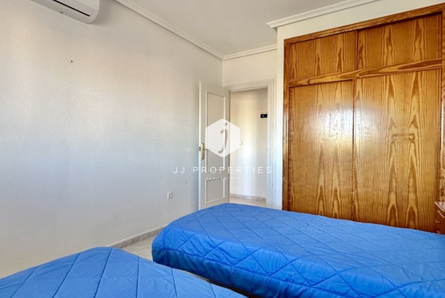 Aus zweiter Hand - Wohnung -
Orihuela Costa - Costa Blanca