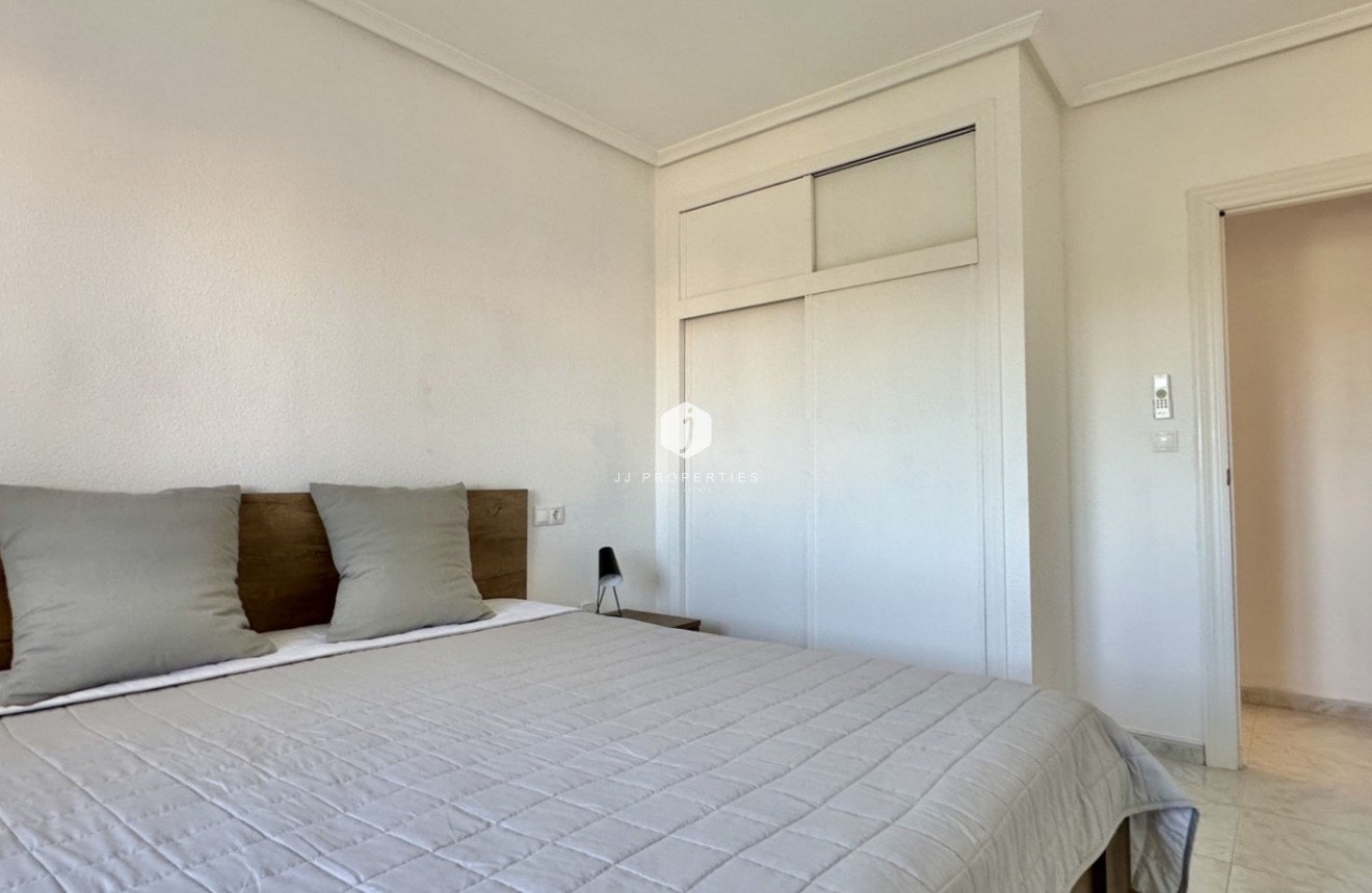 Aus zweiter Hand - Wohnung -
Orihuela Costa - Costa Blanca