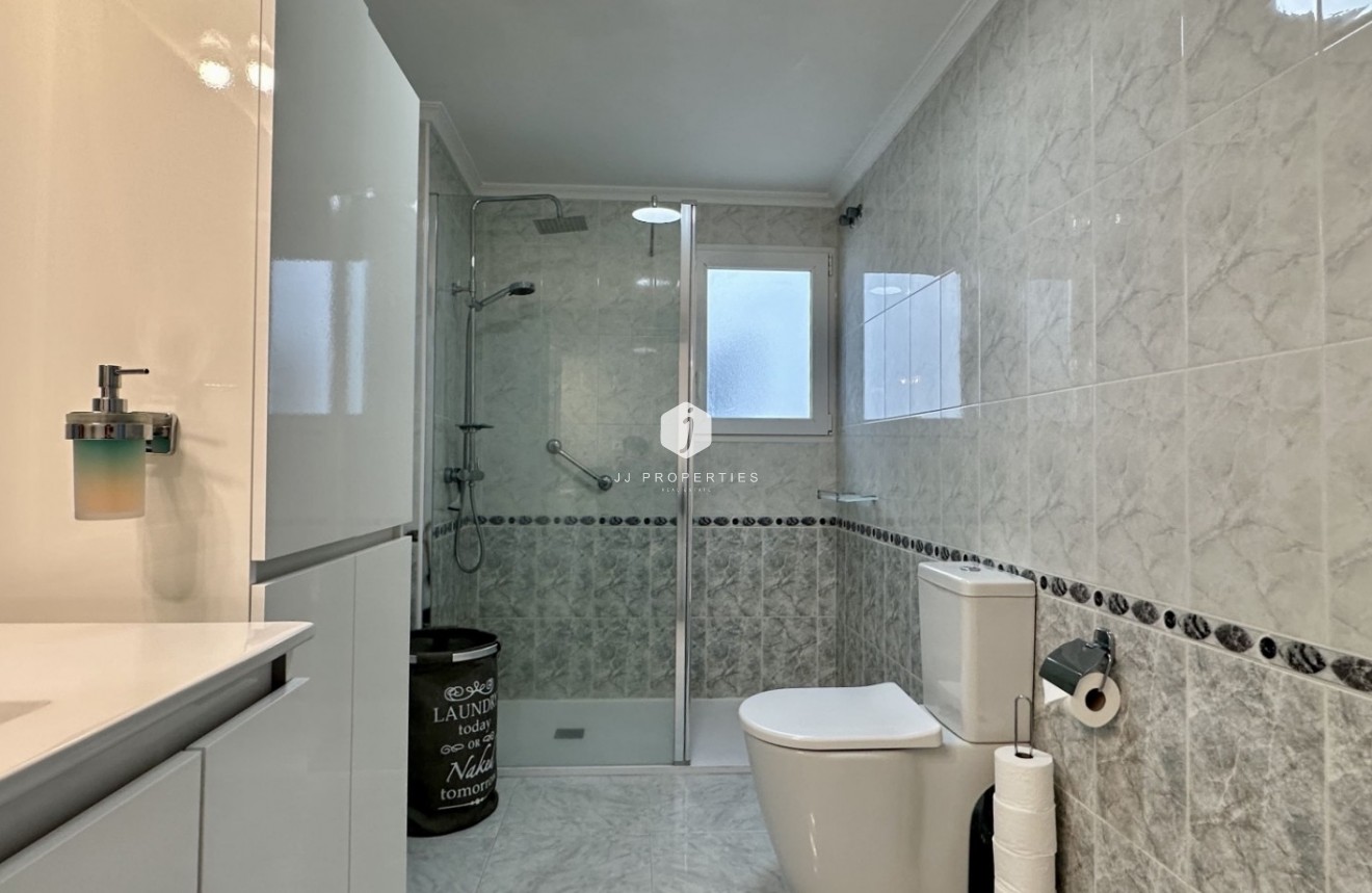 Aus zweiter Hand - Wohnung -
Orihuela Costa - Costa Blanca