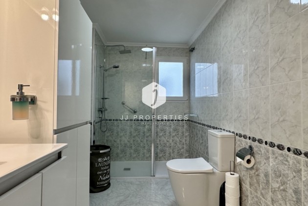 Aus zweiter Hand - Wohnung -
Orihuela Costa - Costa Blanca