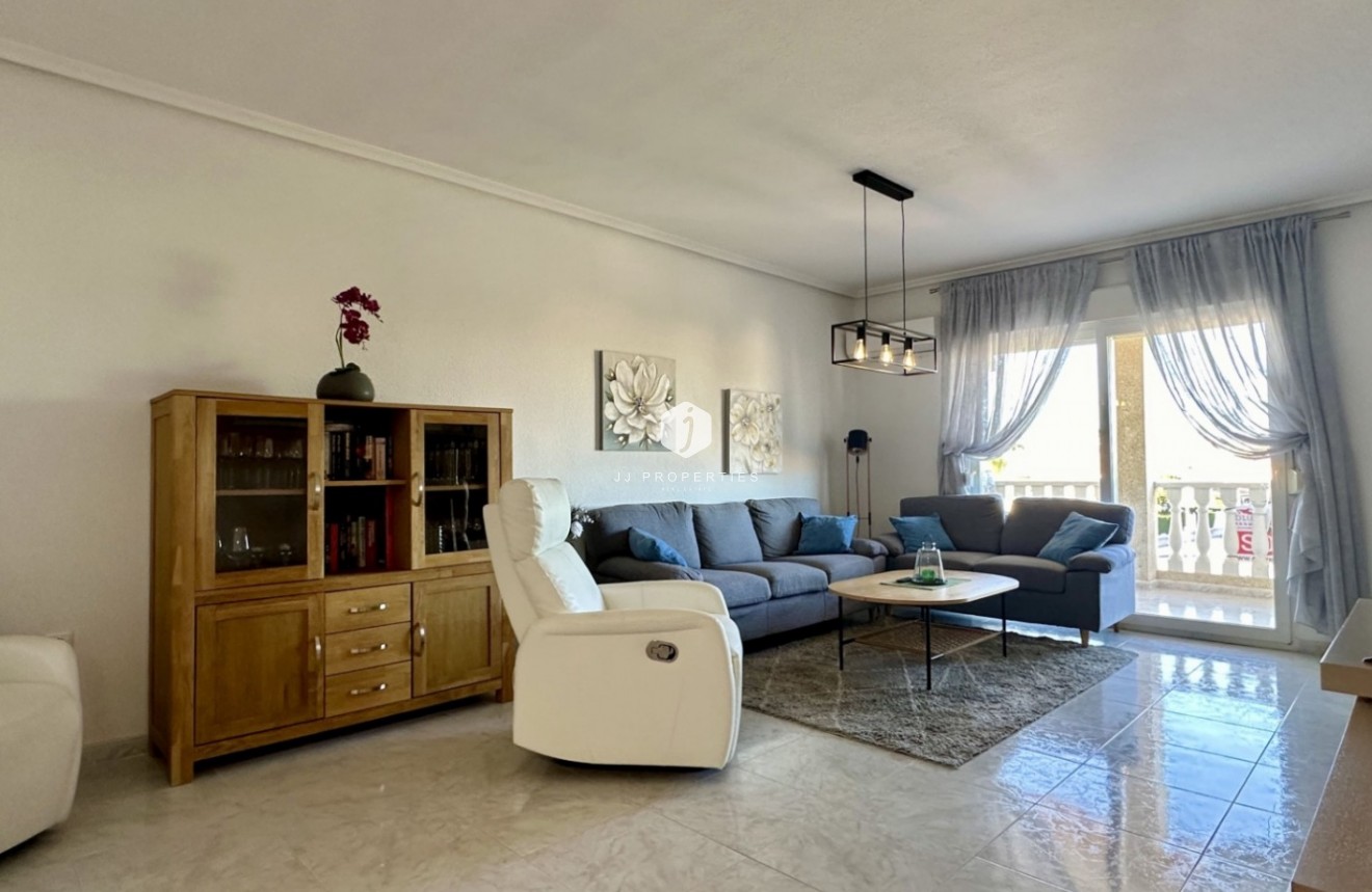 Aus zweiter Hand - Wohnung -
Orihuela Costa - Costa Blanca