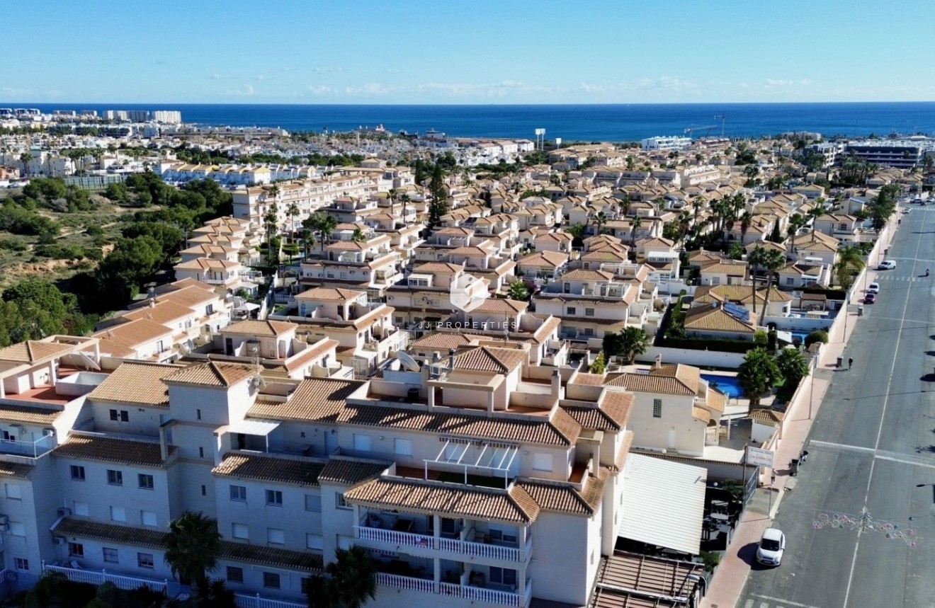 Aus zweiter Hand - Wohnung -
Orihuela Costa - Costa Blanca