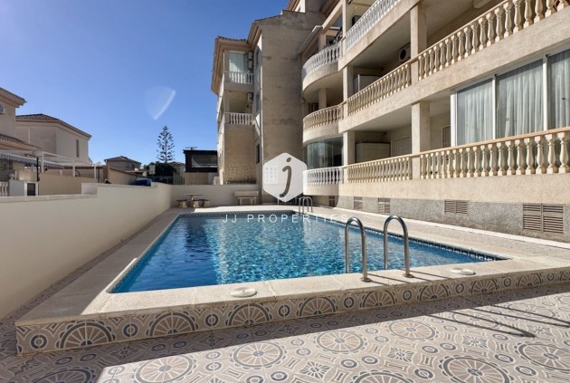 Aus zweiter Hand - Wohnung -
Orihuela Costa - Costa Blanca