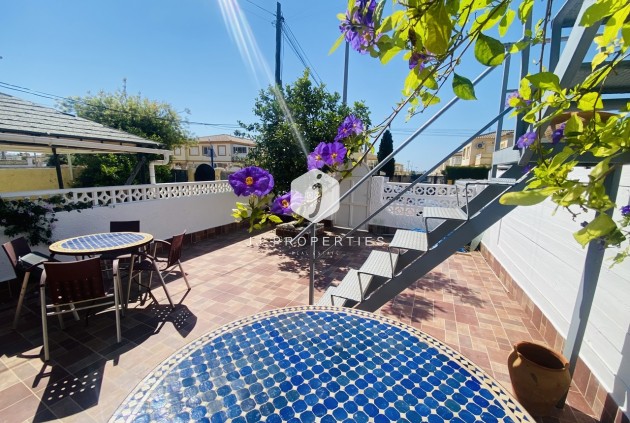 Aus zweiter Hand - Bungalow -
Playa Flamenca - Costa Blanca