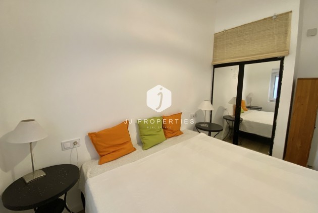 Aus zweiter Hand - Bungalow -
Playa Flamenca - Costa Blanca