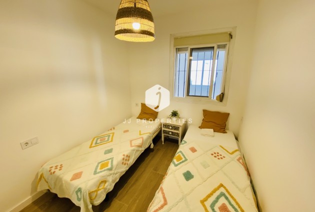 Aus zweiter Hand - Bungalow -
Playa Flamenca - Costa Blanca