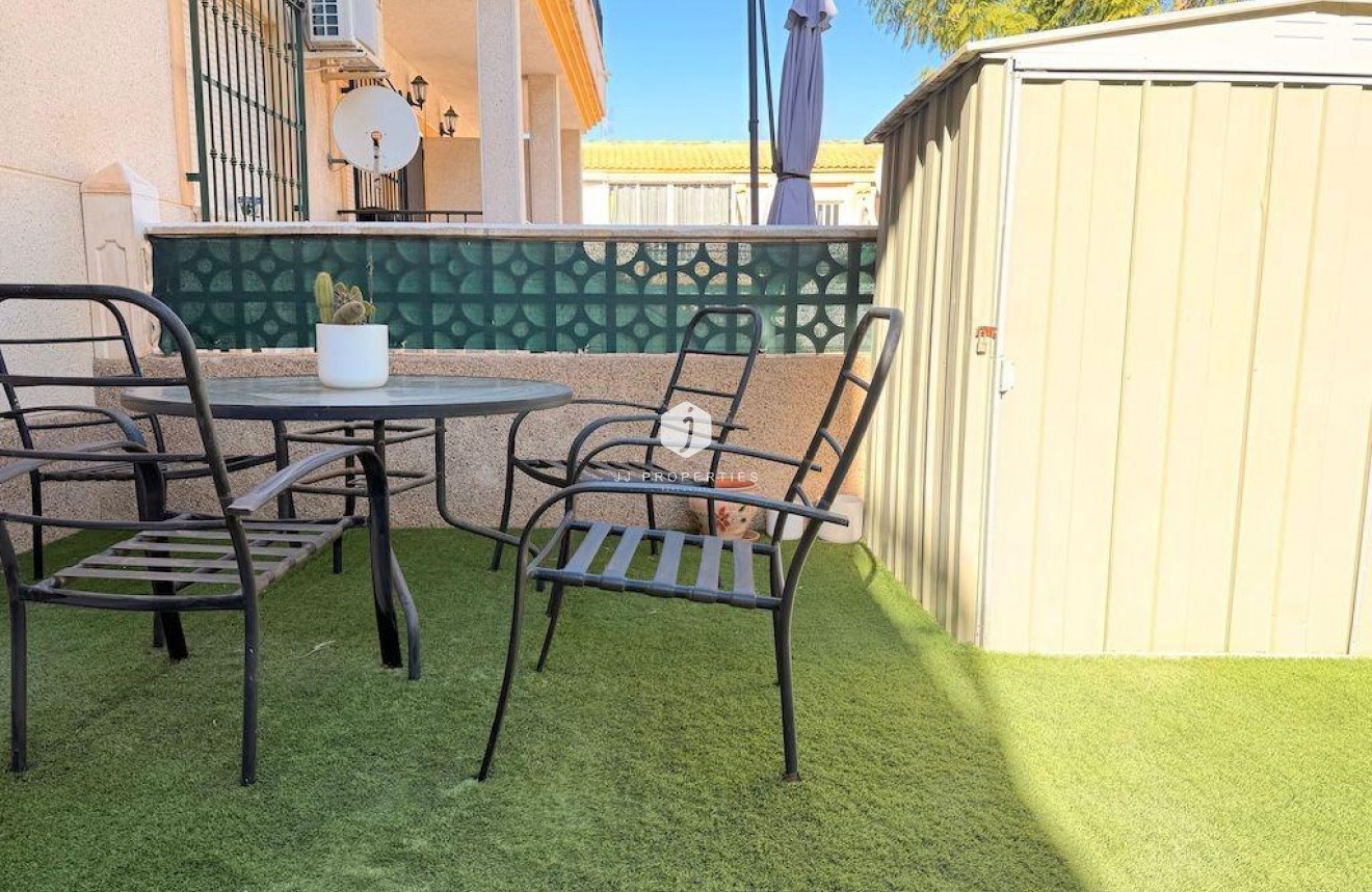 Aus zweiter Hand - Bungalow -
Orihuela Costa - Costa Blanca