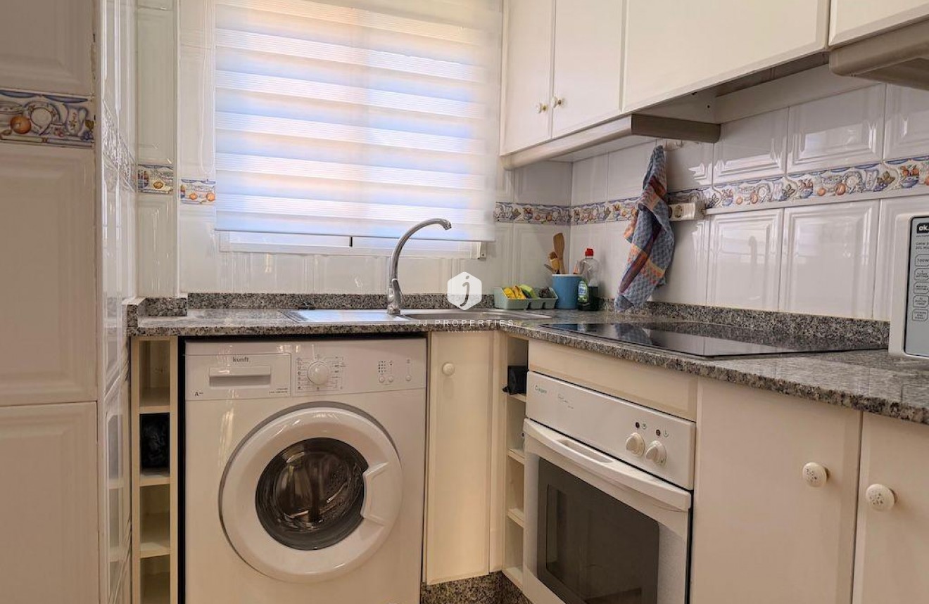 Aus zweiter Hand - Bungalow -
Orihuela Costa - Costa Blanca