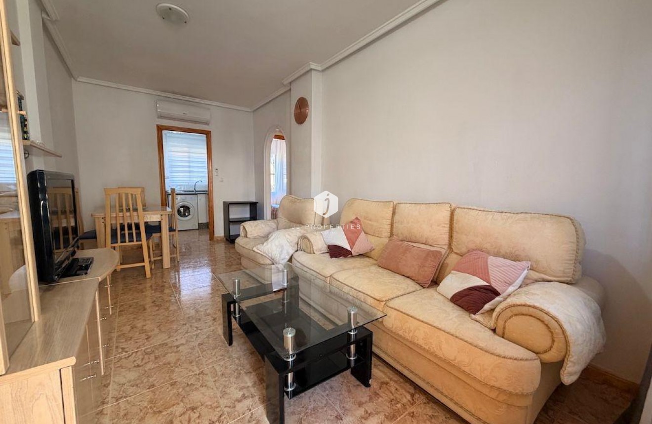 Aus zweiter Hand - Bungalow -
Orihuela Costa - Costa Blanca