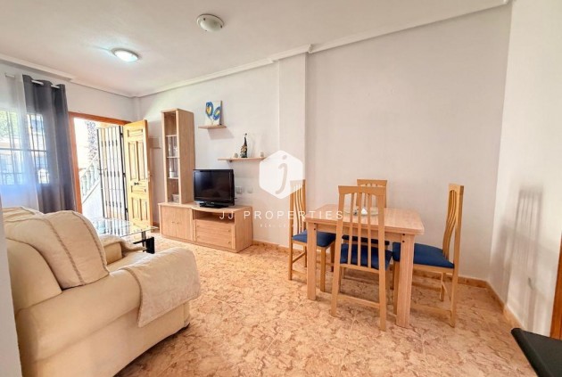 Aus zweiter Hand - Bungalow -
Orihuela Costa - Costa Blanca