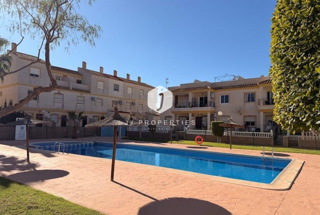 Aus zweiter Hand - Bungalow -
Orihuela Costa - Costa Blanca