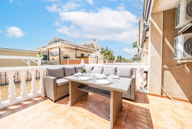 Resale - Chalet -
Orihuela Costa - Los Almendros-la Florida