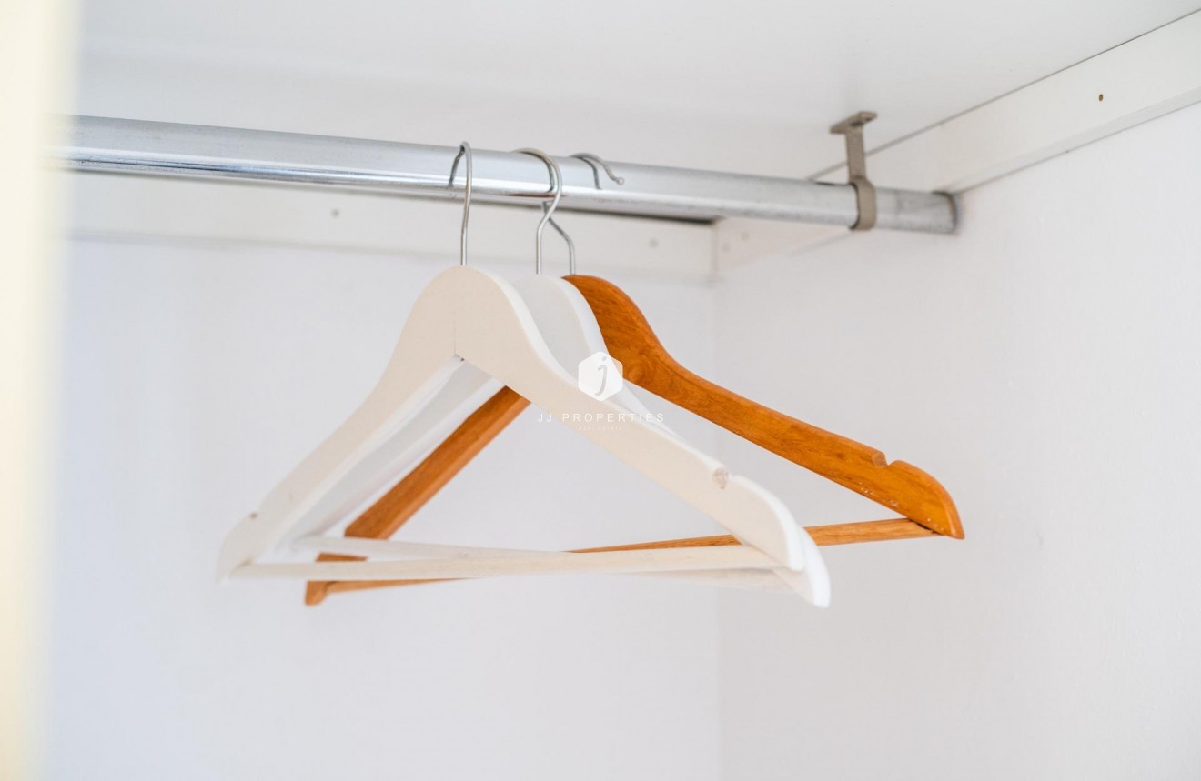 Resale - Chalet -
Orihuela Costa - Los Almendros-la Florida