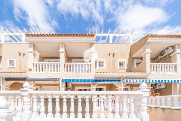 Resale - Chalet -
Orihuela Costa - Los Almendros-la Florida