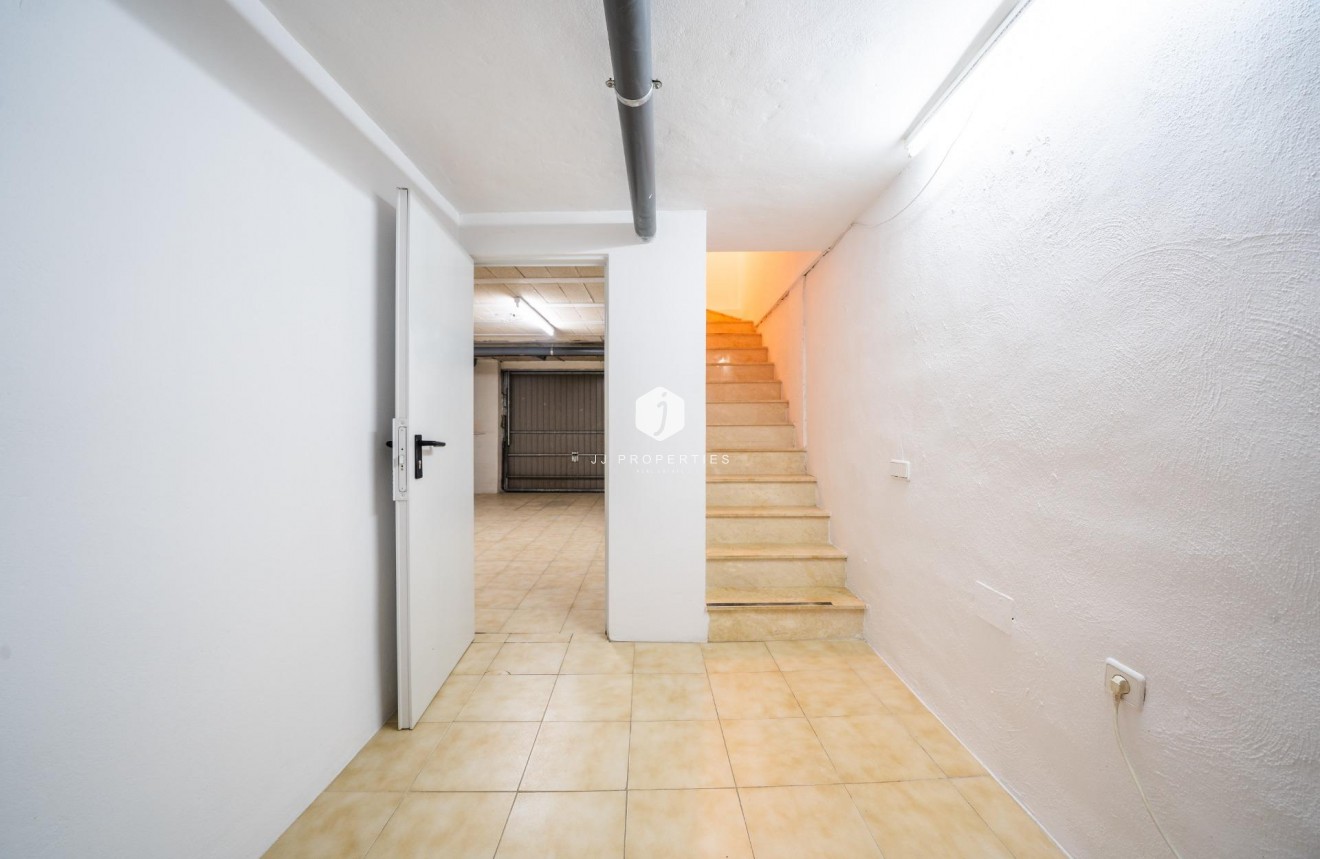 Resale - Chalet -
Orihuela Costa - Los Almendros-la Florida