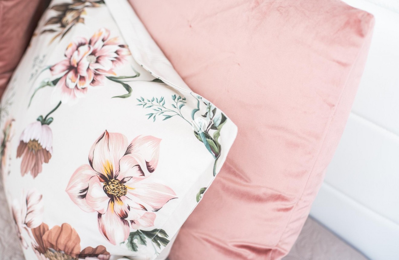 Resale - Chalet -
Orihuela Costa - Los Almendros-la Florida