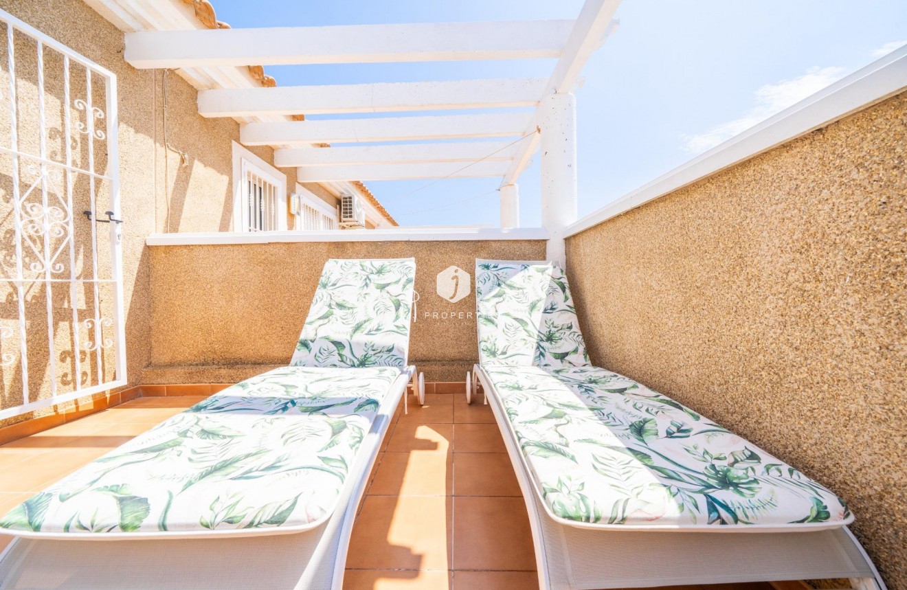 Resale - Chalet -
Orihuela Costa - Los Almendros-la Florida