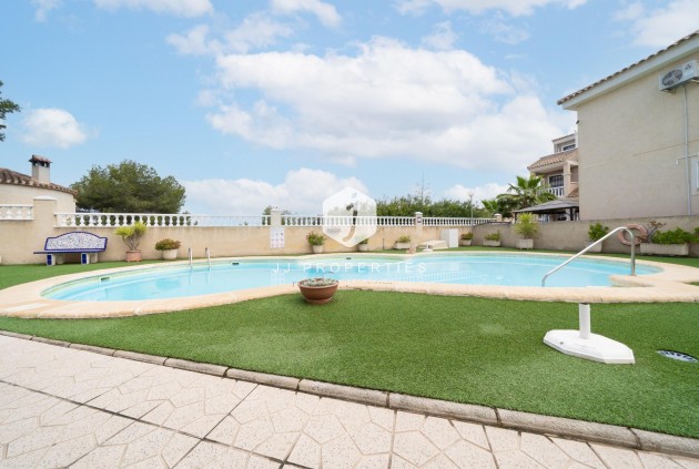 Resale - Chalet -
Orihuela Costa - Los Almendros-la Florida