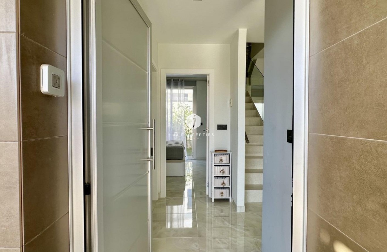 Aus zweiter Hand - Villa -
Orihuela Costa - Lomas De Cabo Roig-los Dolses