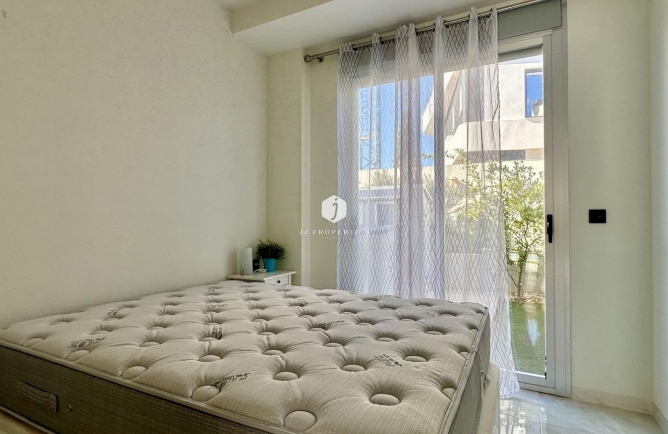 Aus zweiter Hand - Villa -
Orihuela Costa - Lomas De Cabo Roig-los Dolses