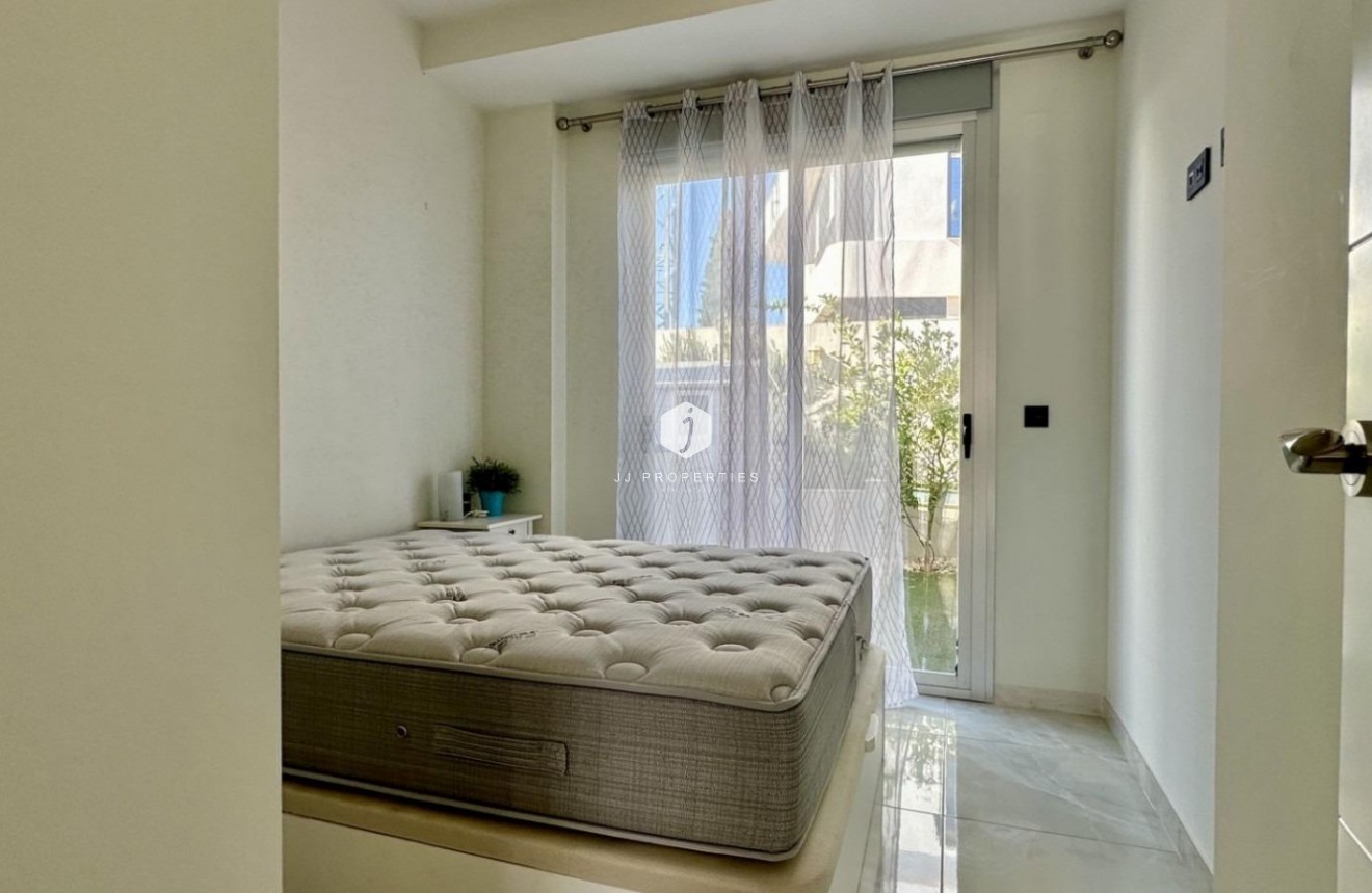 Aus zweiter Hand - Villa -
Orihuela Costa - Lomas De Cabo Roig-los Dolses