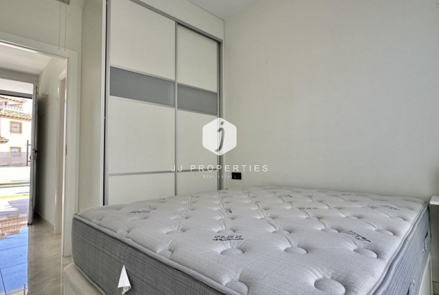 Aus zweiter Hand - Villa -
Orihuela Costa - Lomas De Cabo Roig-los Dolses