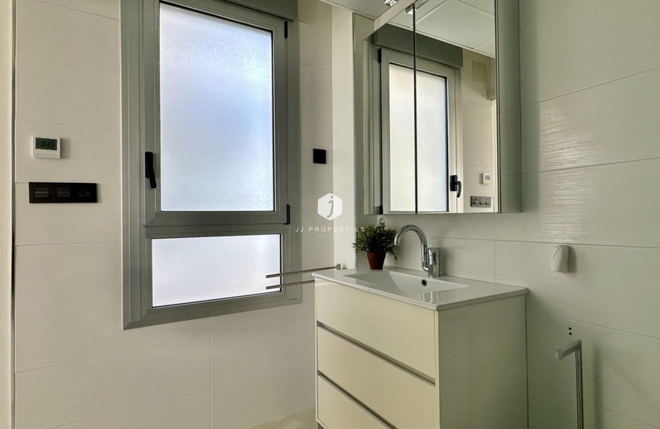 Aus zweiter Hand - Villa -
Orihuela Costa - Lomas De Cabo Roig-los Dolses