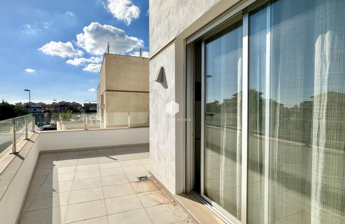 Aus zweiter Hand - Villa -
Orihuela Costa - Lomas De Cabo Roig-los Dolses