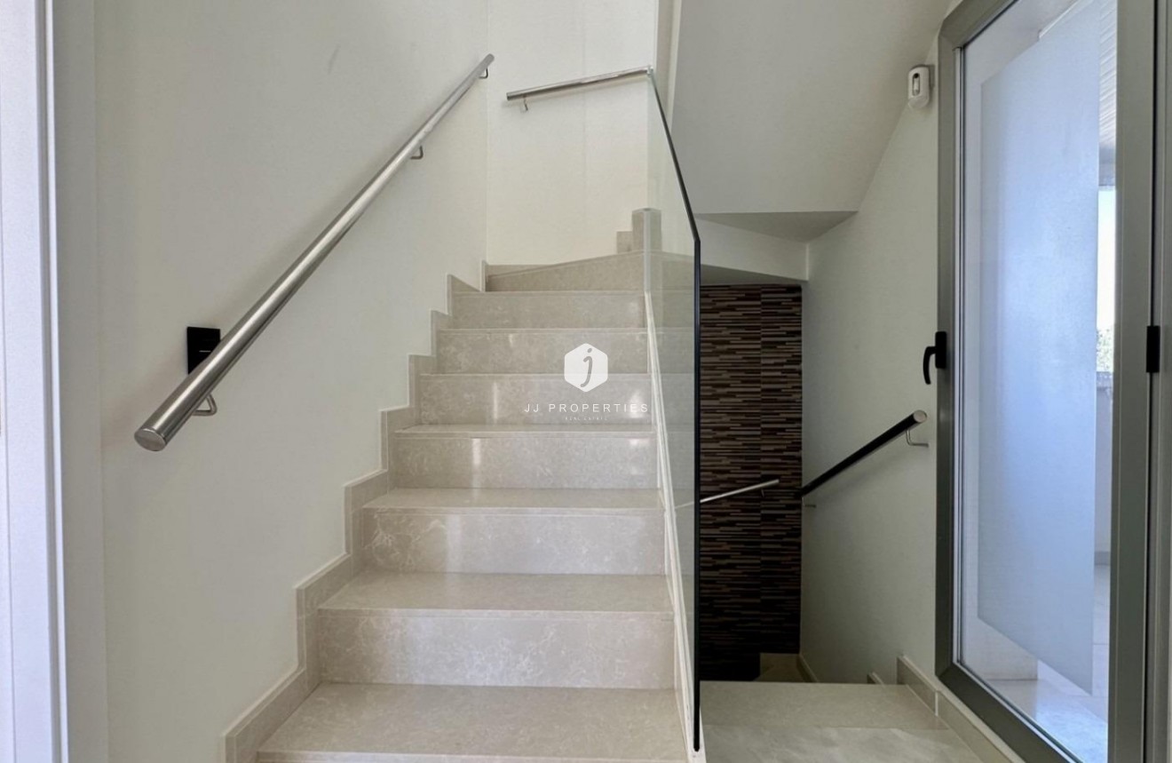 Aus zweiter Hand - Villa -
Orihuela Costa - Lomas De Cabo Roig-los Dolses