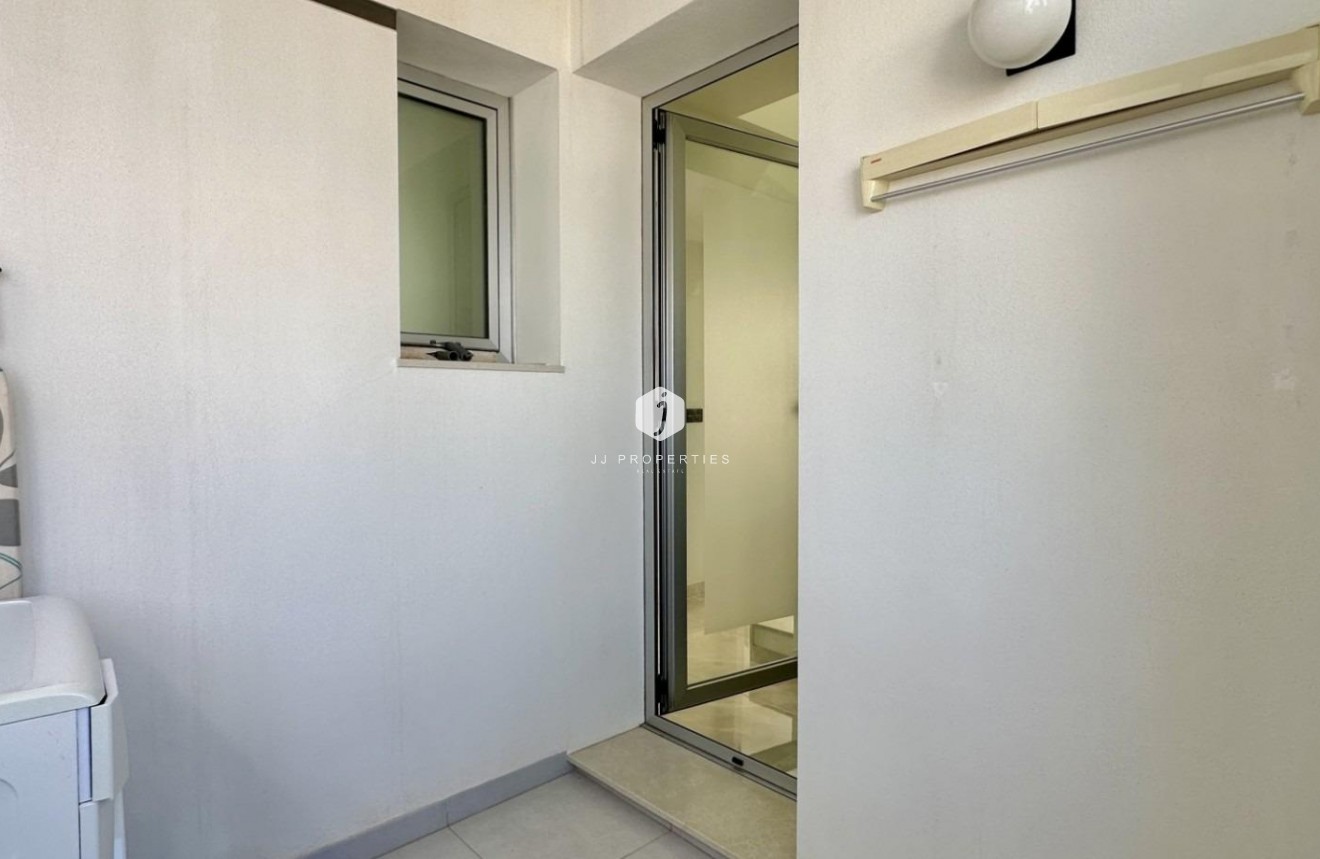 Aus zweiter Hand - Villa -
Orihuela Costa - Lomas De Cabo Roig-los Dolses