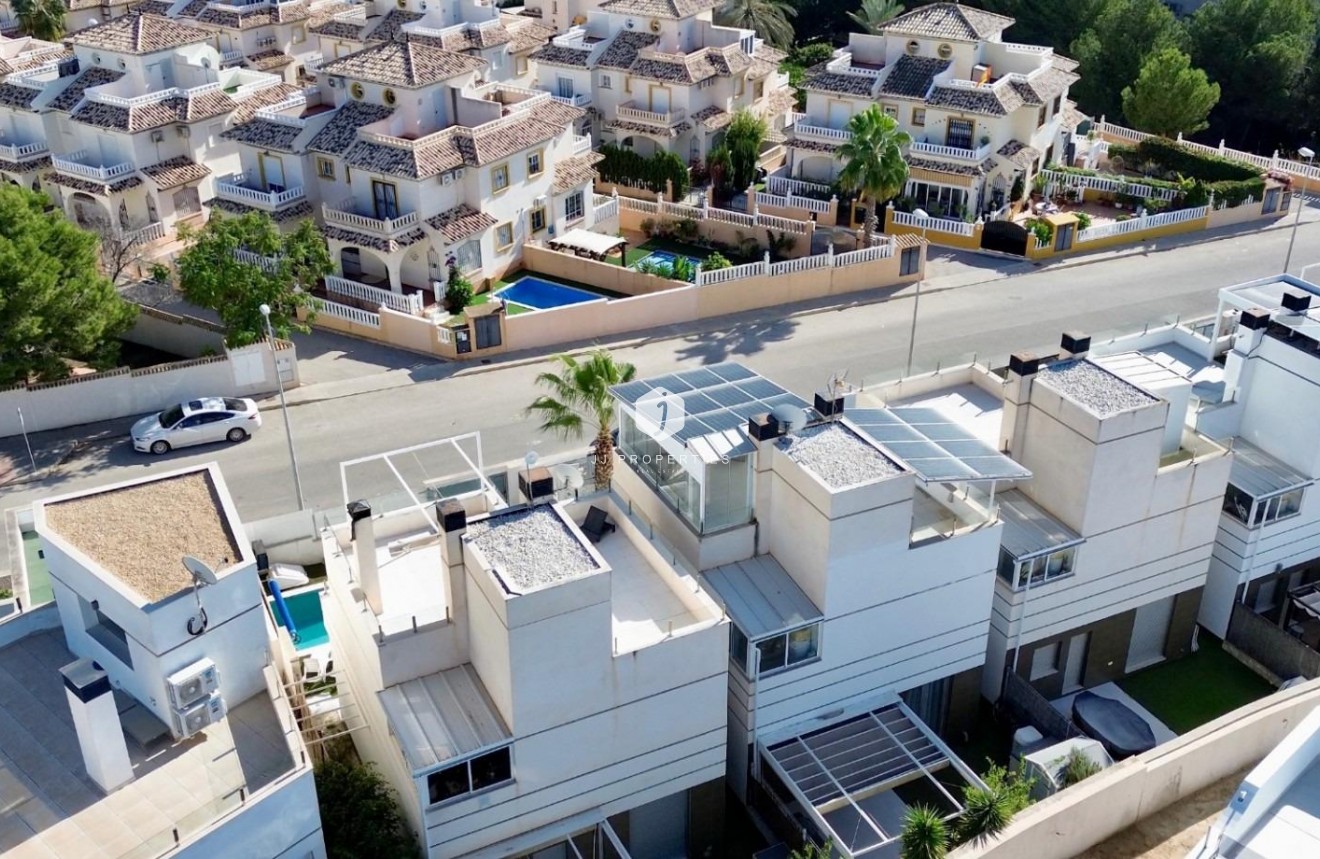 Aus zweiter Hand - Villa -
Orihuela Costa - Lomas De Cabo Roig-los Dolses