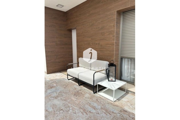 Aus zweiter Hand - Villa -
Orihuela Costa - Villamartín-las Filipinas