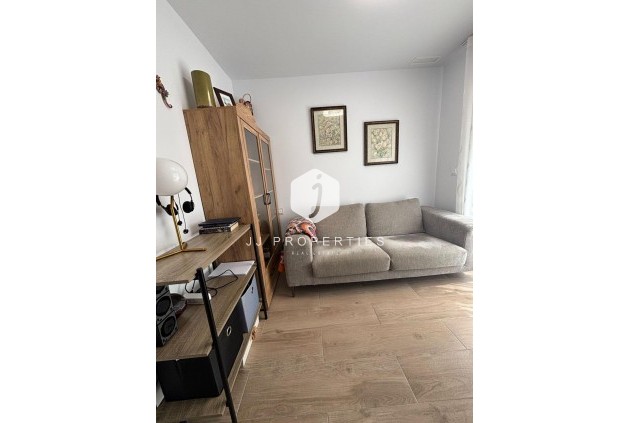 Aus zweiter Hand - Villa -
Orihuela Costa - Villamartín-las Filipinas