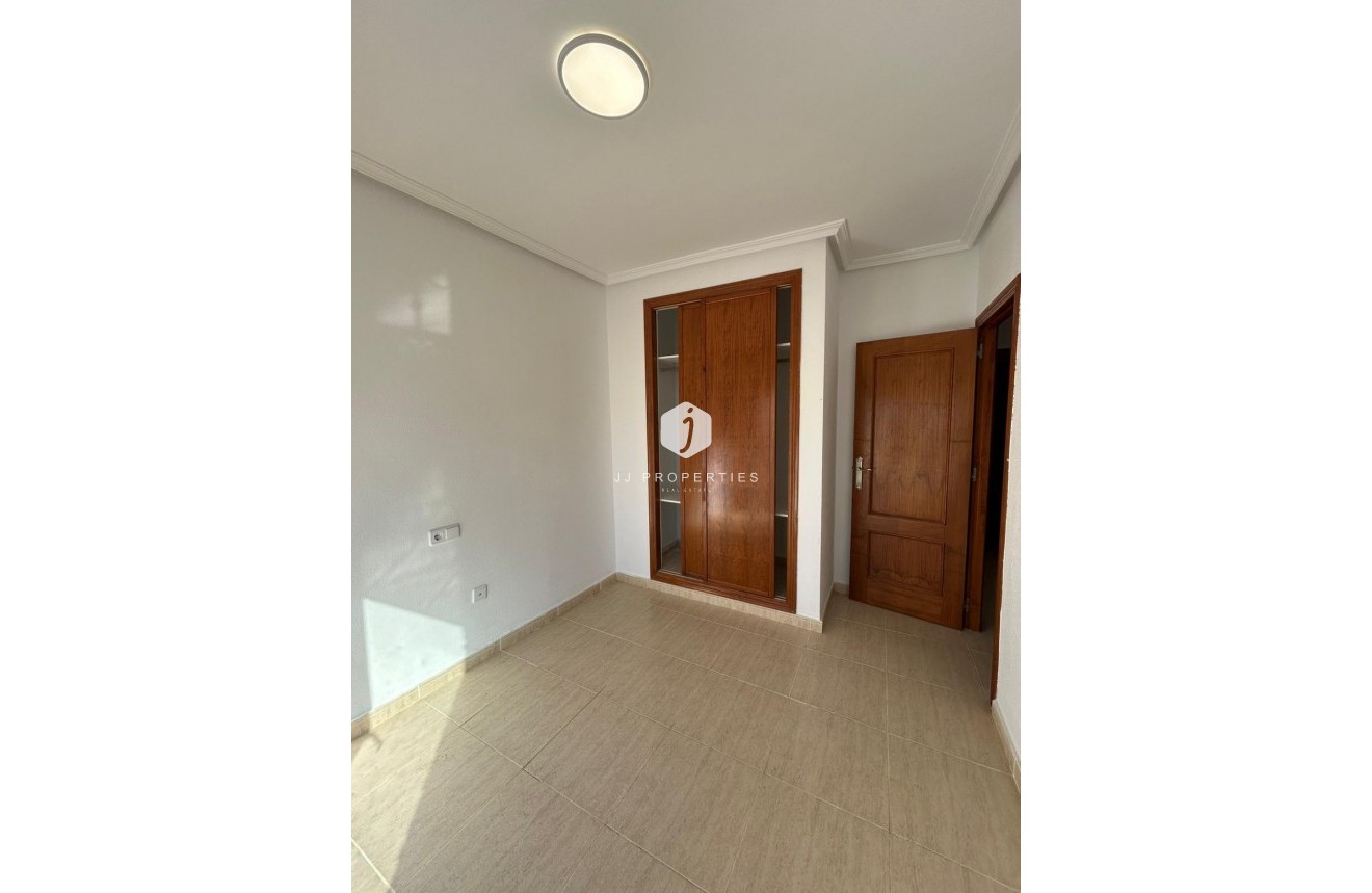 Resale - Duplex -
Orihuela Costa - Los Almendros-la Florida
