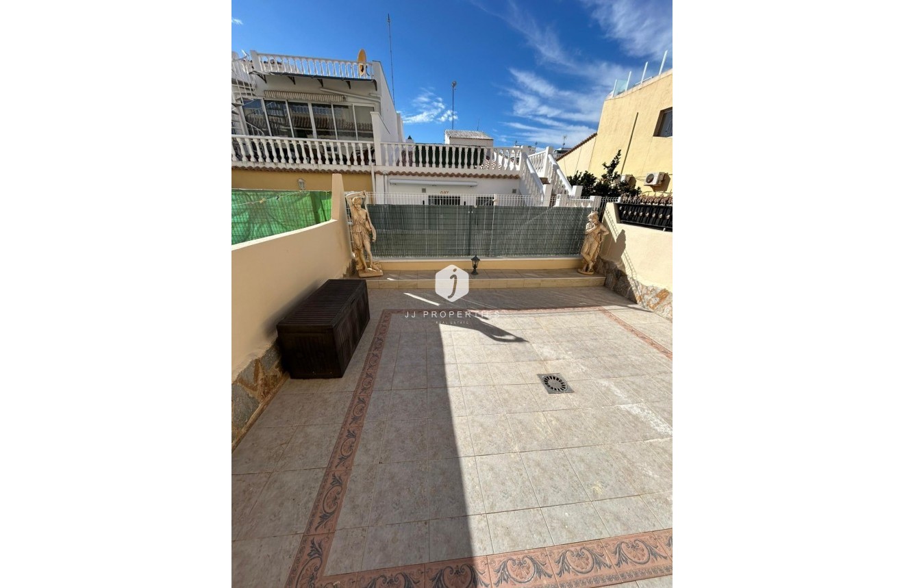 Resale - Duplex -
Orihuela Costa - Los Almendros-la Florida