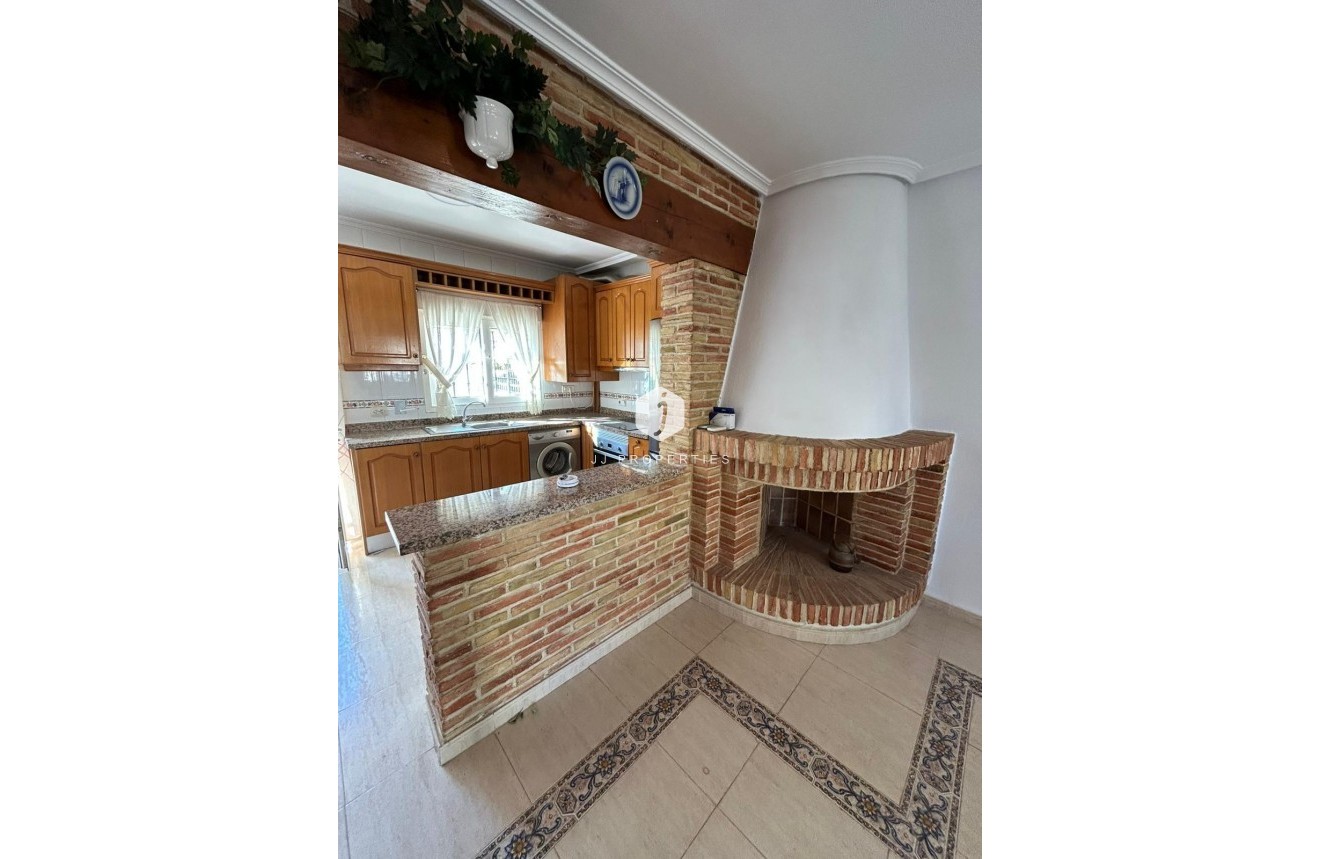 Resale - Duplex -
Orihuela Costa - Los Almendros-la Florida