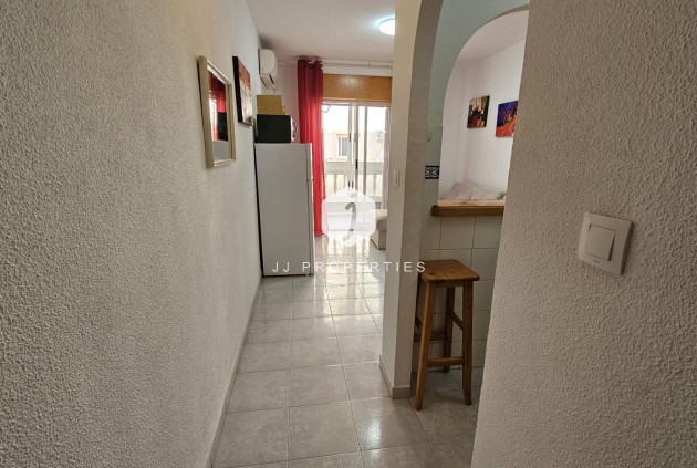 Resale - Apartment / flat -
Torrevieja - Acequion