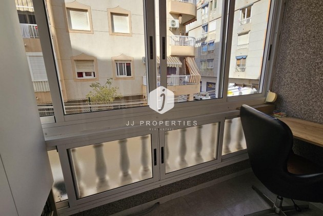 Resale - Apartment / flat -
Torrevieja - Acequion
