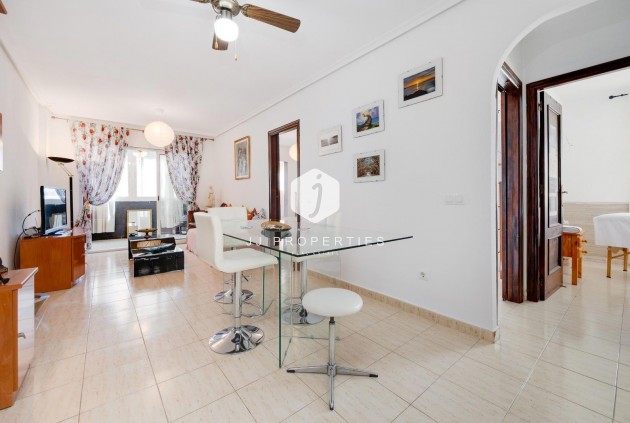 Resale - Apartment / flat -
Torrevieja - La Siesta - El Salado - Torreta