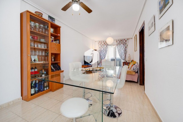 Resale - Apartment / flat -
Torrevieja - La Siesta - El Salado - Torreta