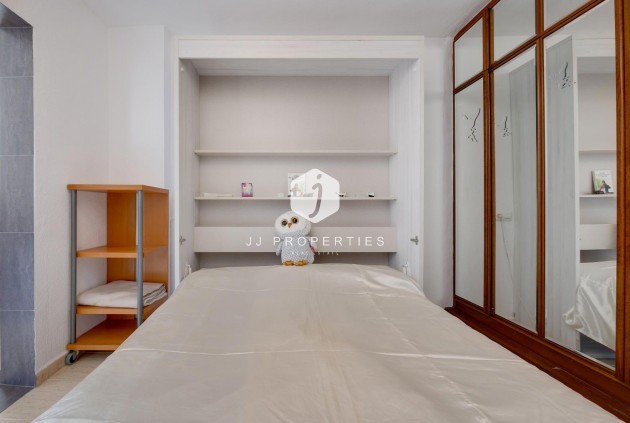 Resale - Apartment / flat -
Torrevieja - La Siesta - El Salado - Torreta