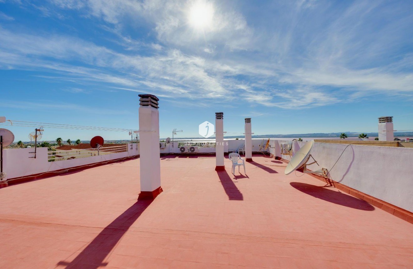 Resale - Apartment / flat -
Torrevieja - La Siesta - El Salado - Torreta