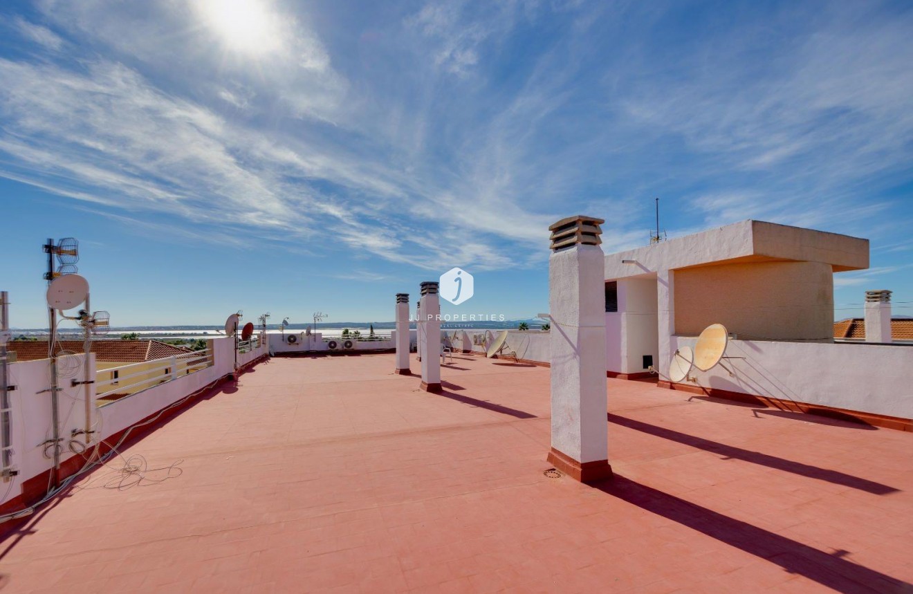 Resale - Apartment / flat -
Torrevieja - La Siesta - El Salado - Torreta